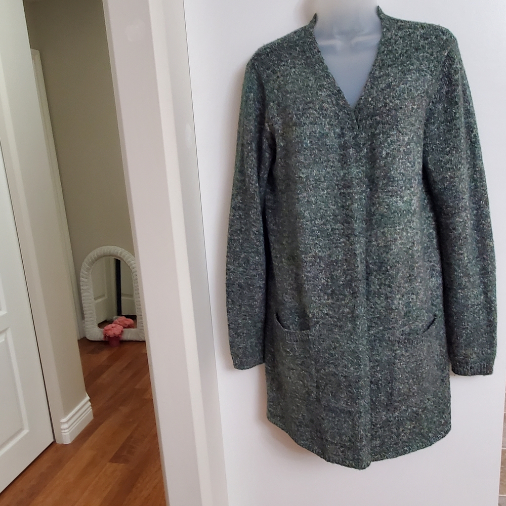 Natural Reflections Textured Green Cardigan